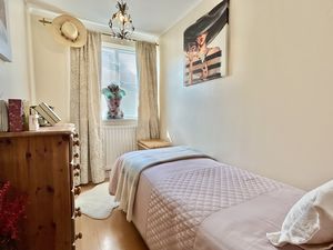 Bedroom 3- click for photo gallery